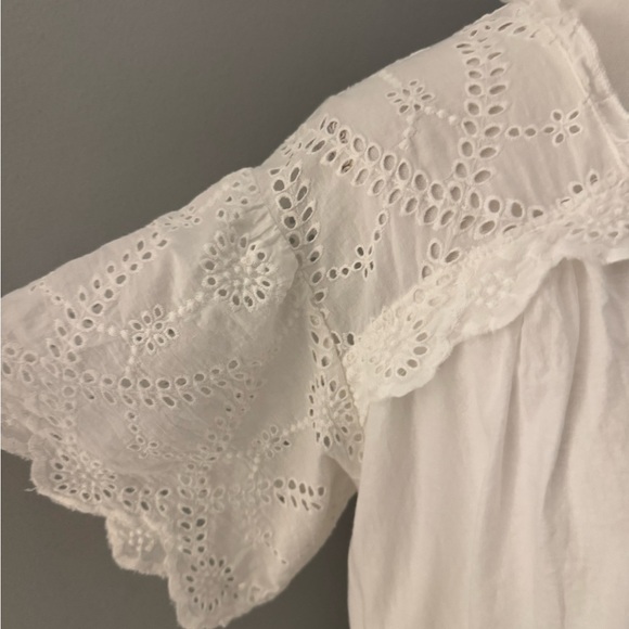 Bluheaven 100% cotton white flowy dress. V neck, eyelet trim Size Medium - Picture 3 of 11